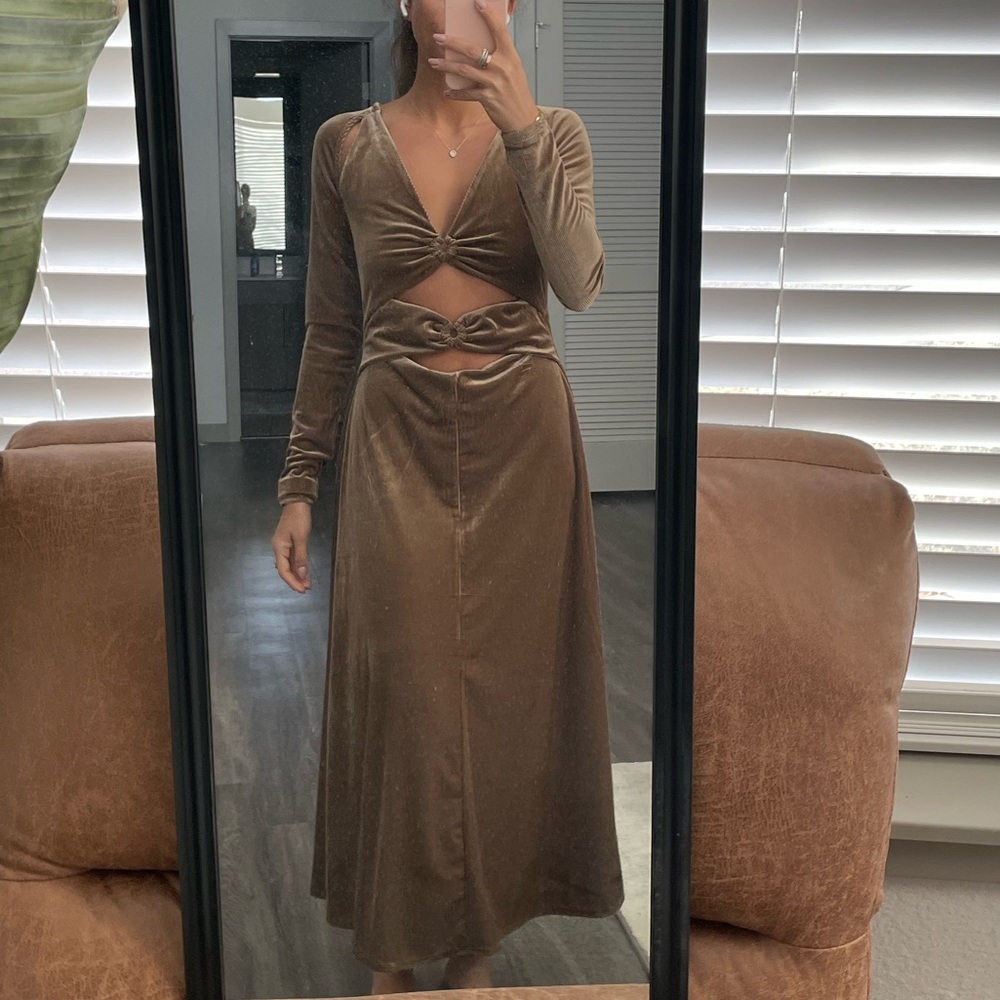 AFRM Cala ribbed cutout long sleeve velvet midi dress - brown